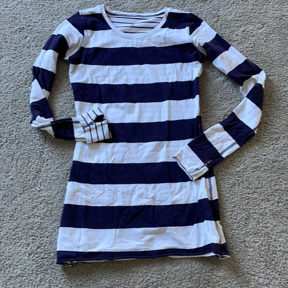 Lululemon reversible LS top